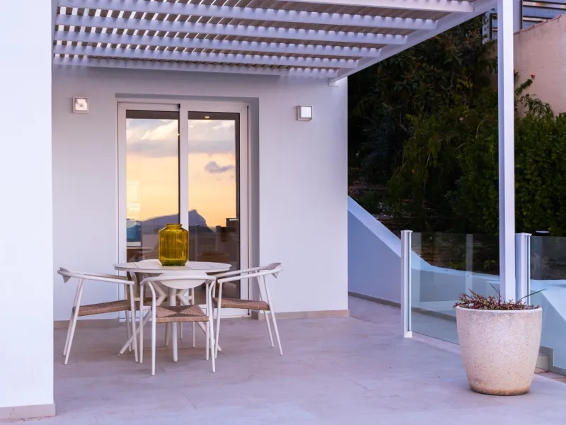 🌴 Villa moderna con vistas al mar en Altea