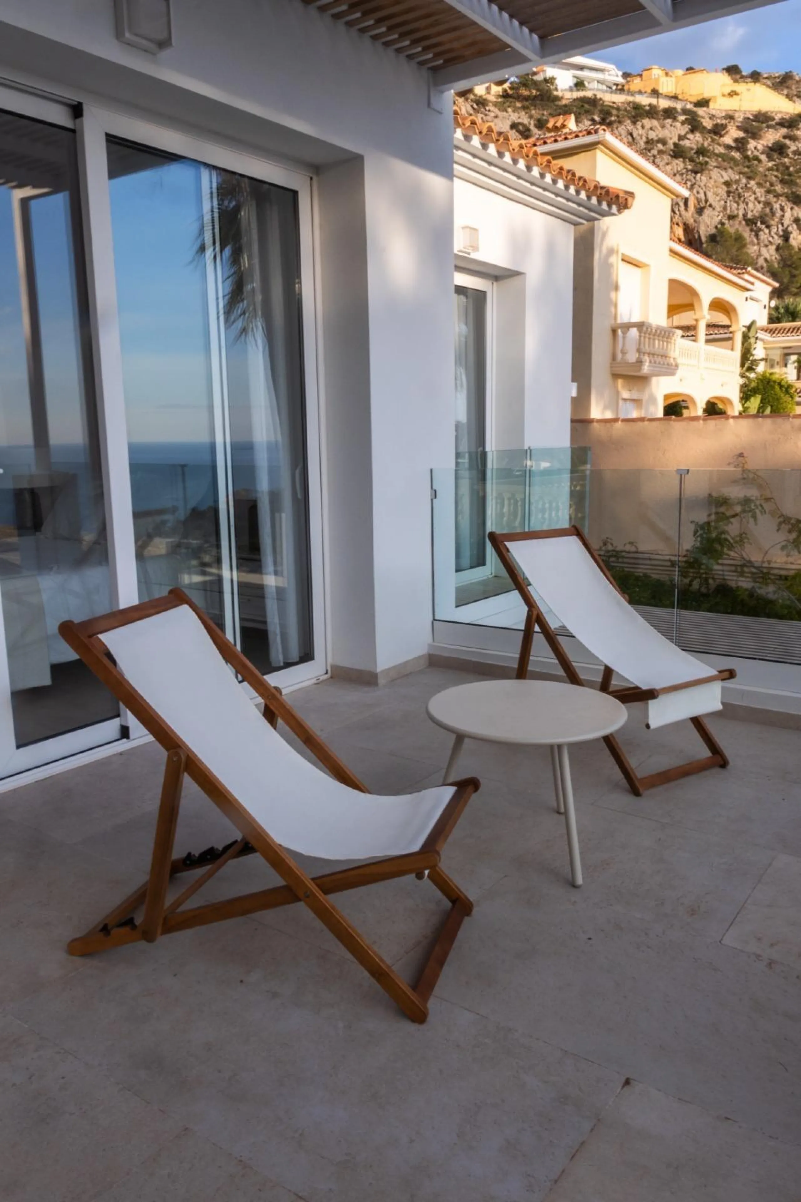 🌴 Villa moderna con vistas al mar en Altea