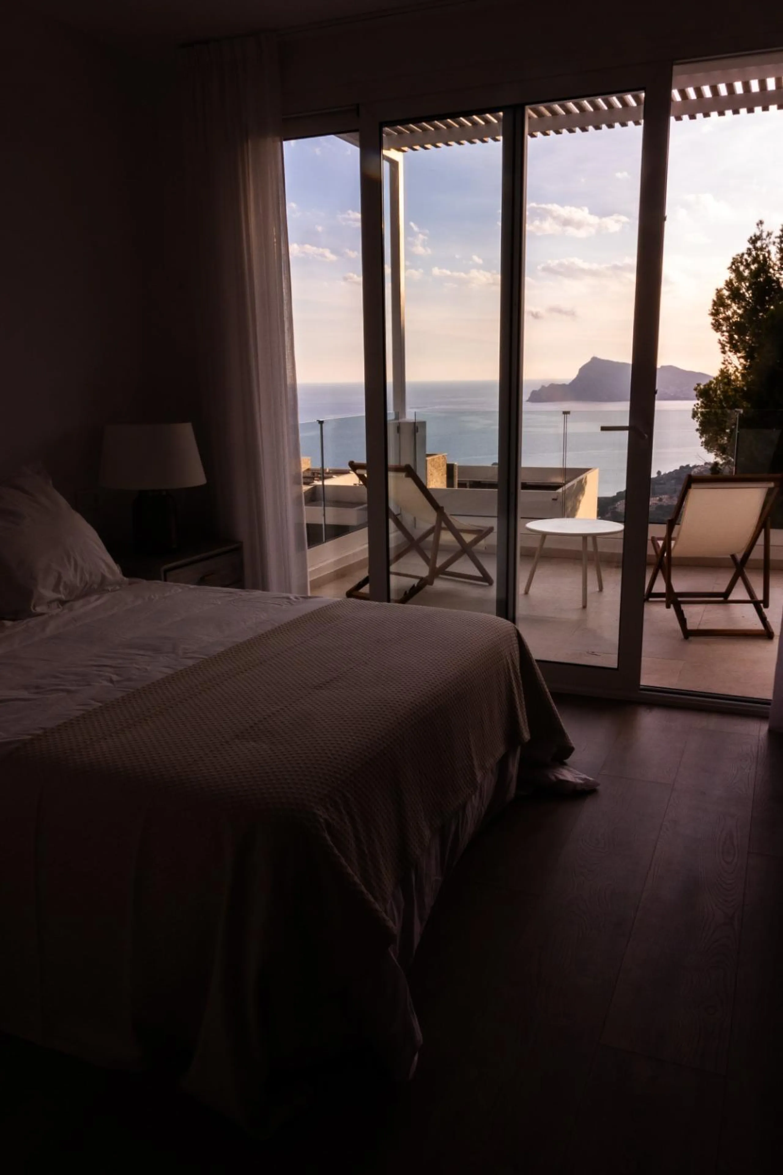🌴 Villa moderna con vistas al mar en Altea