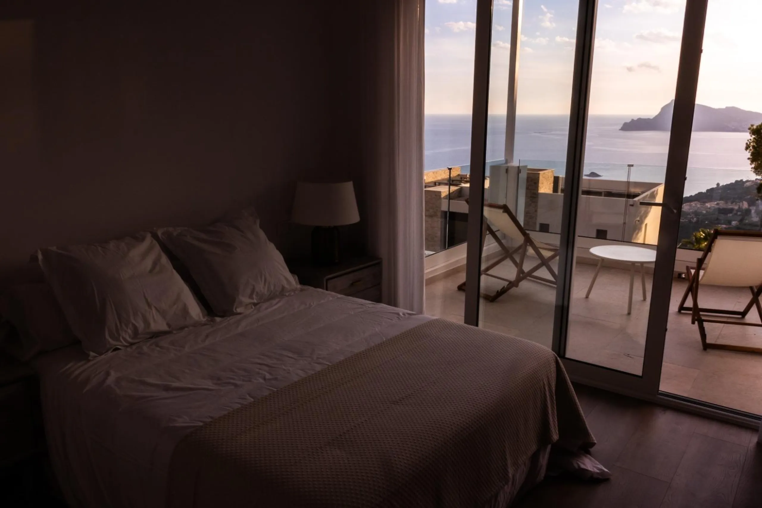 🌴 Villa moderna con vistas al mar en Altea