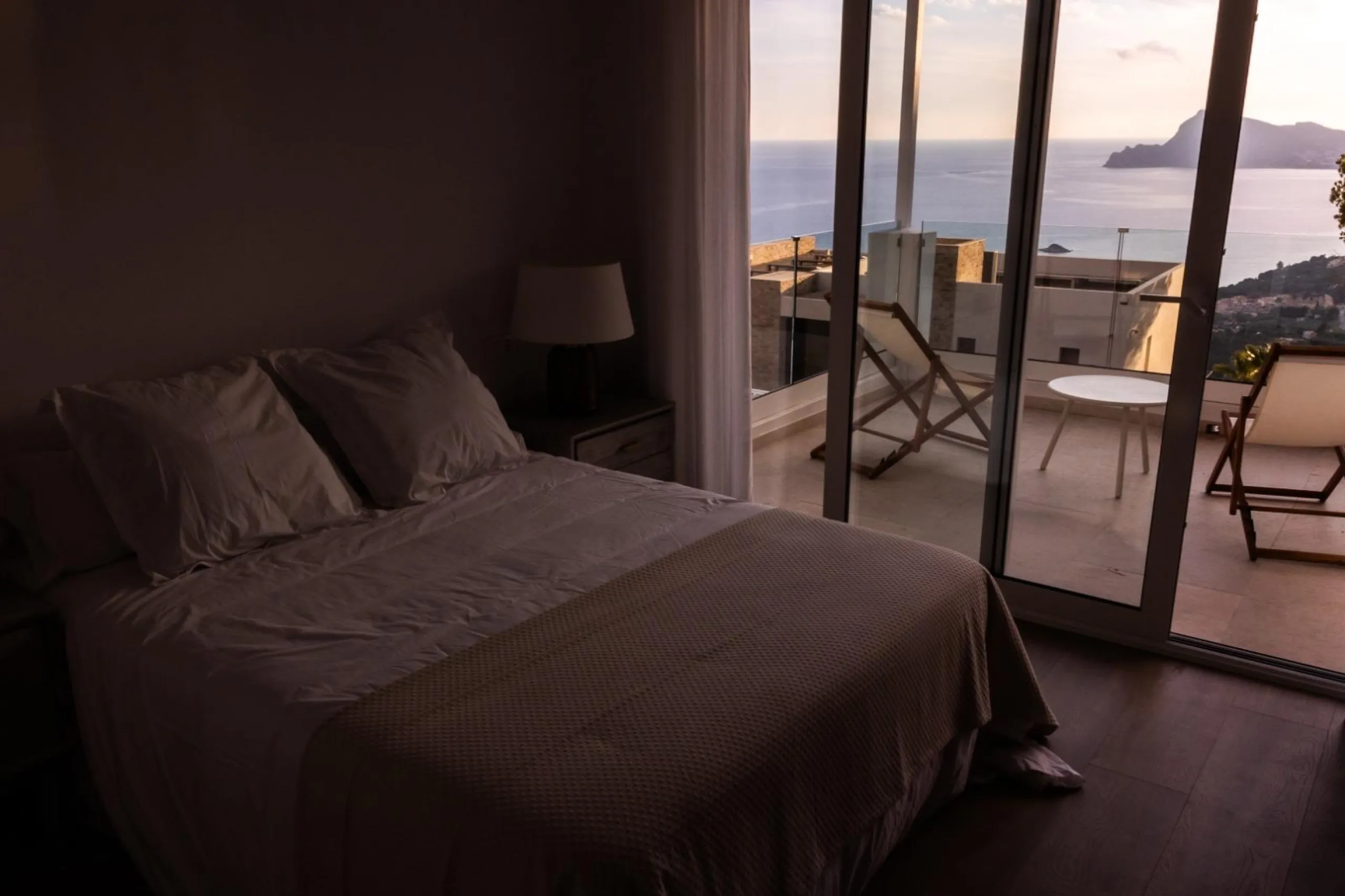🌴 Villa moderna con vistas al mar en Altea