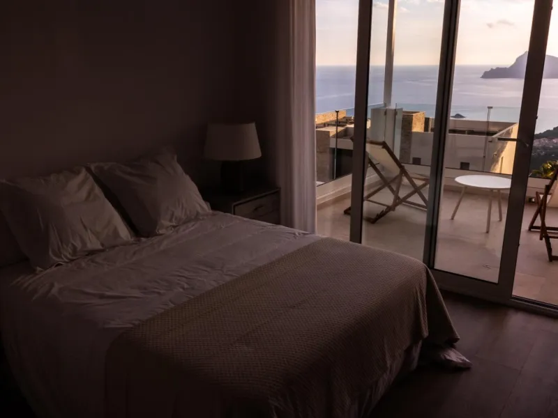 🌴 Villa moderna con vistas al mar en Altea
