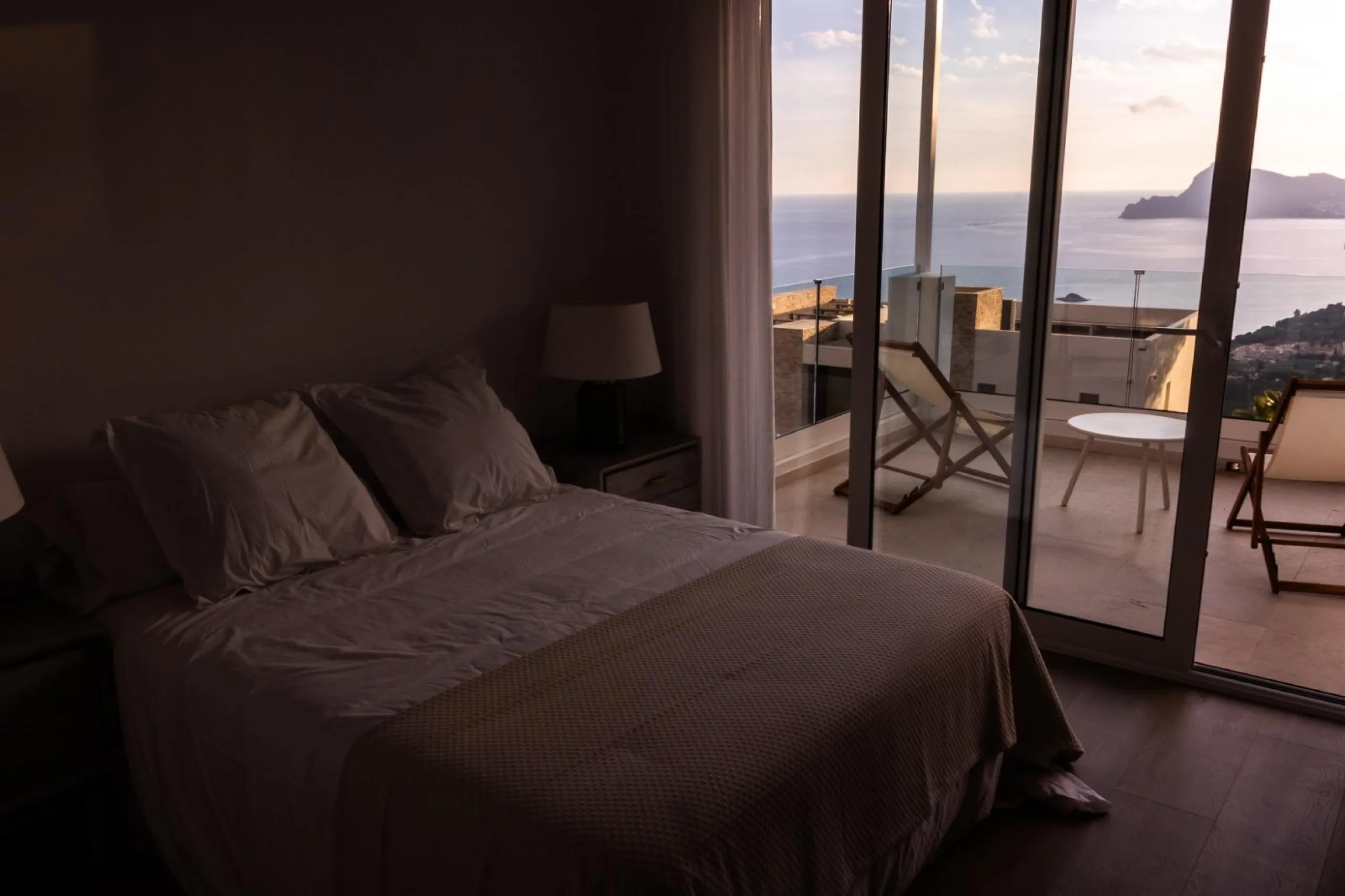 🌴 Villa moderna con vistas al mar en Altea