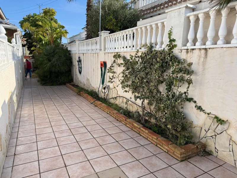 Chalet in La Mata, only 200 meters to the beach