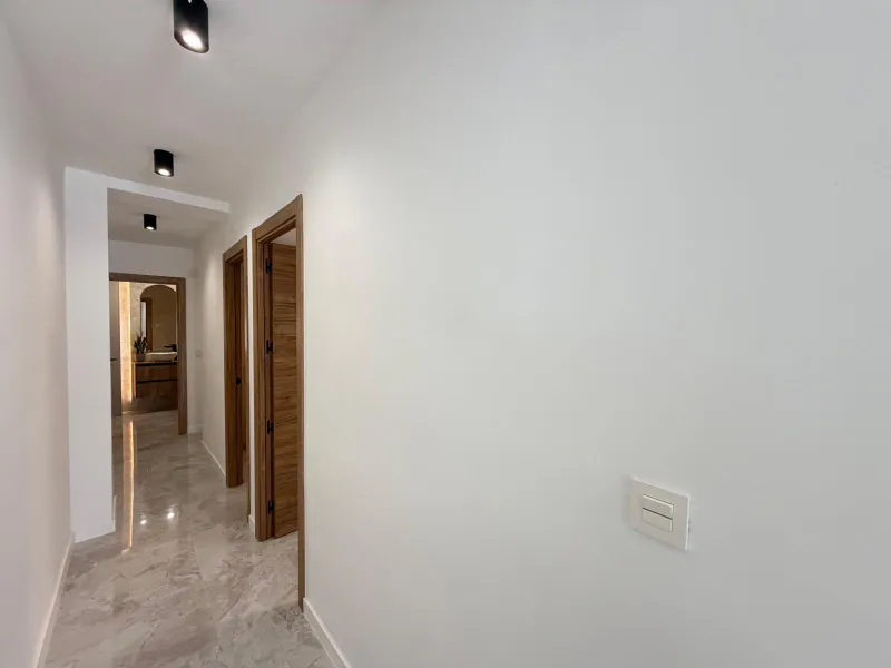 TOTALLY REFORMED PENTHOUSE 250 METERS FROM PLAYA DEL CURA. 3 BEDROOMS. 1 BATHROOM. SURFACE 92 M2. STORAGE ROOM INCLUDED.