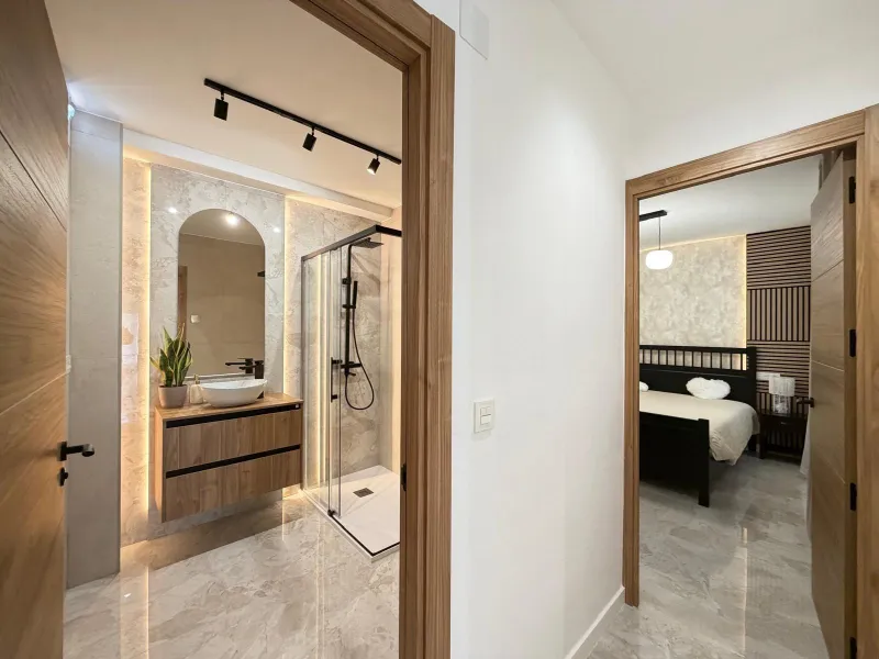 TOTALLY REFORMED PENTHOUSE 250 METERS FROM PLAYA DEL CURA. 3 BEDROOMS. 1 BATHROOM. SURFACE 92 M2. STORAGE ROOM INCLUDED.