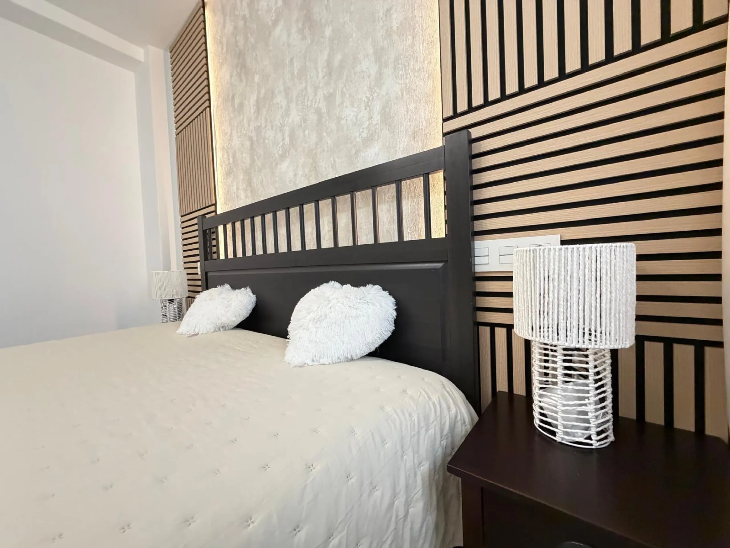 TOTALLY REFORMED PENTHOUSE 250 METERS FROM PLAYA DEL CURA. 3 BEDROOMS. 1 BATHROOM. SURFACE 92 M2. STORAGE ROOM INCLUDED.
