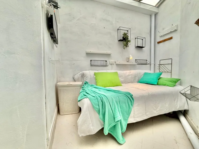 Cozy Apartment in La Puntica, Lo Pagan - Ideal for Investment JUST 2 STEPS FROM THE BEACH!