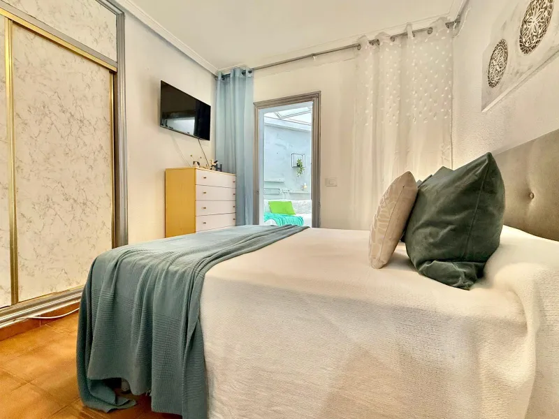 Cozy Apartment in La Puntica, Lo Pagan - Ideal for Investment JUST 2 STEPS FROM THE BEACH!