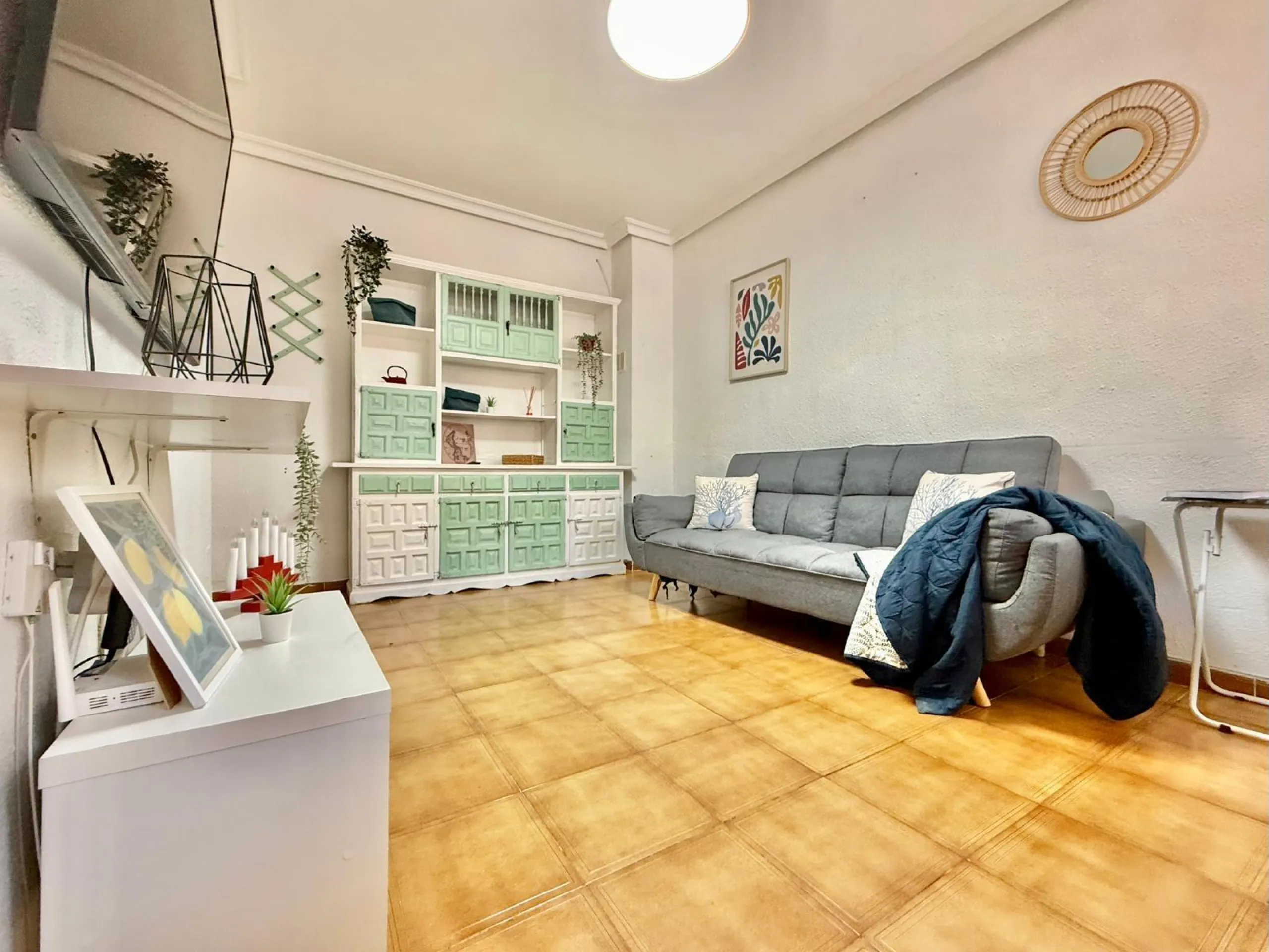Cozy Apartment in La Puntica, Lo Pagan - Ideal for Investment JUST 2 STEPS FROM THE BEACH!