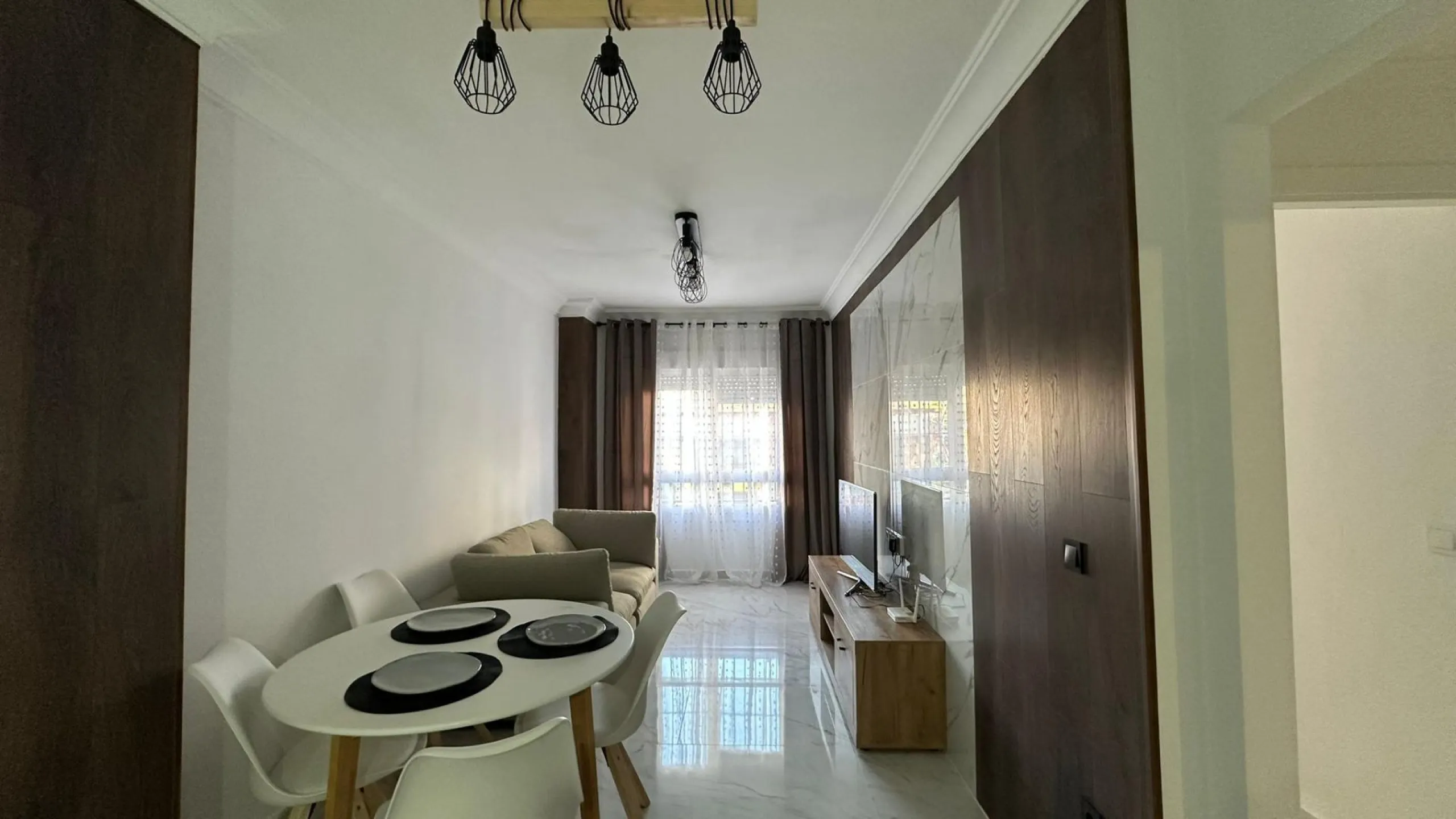 PLANTA BAJA DE 2 HAB Y 1 BAÑO EN EL CENTRO DE TORREVIEJA