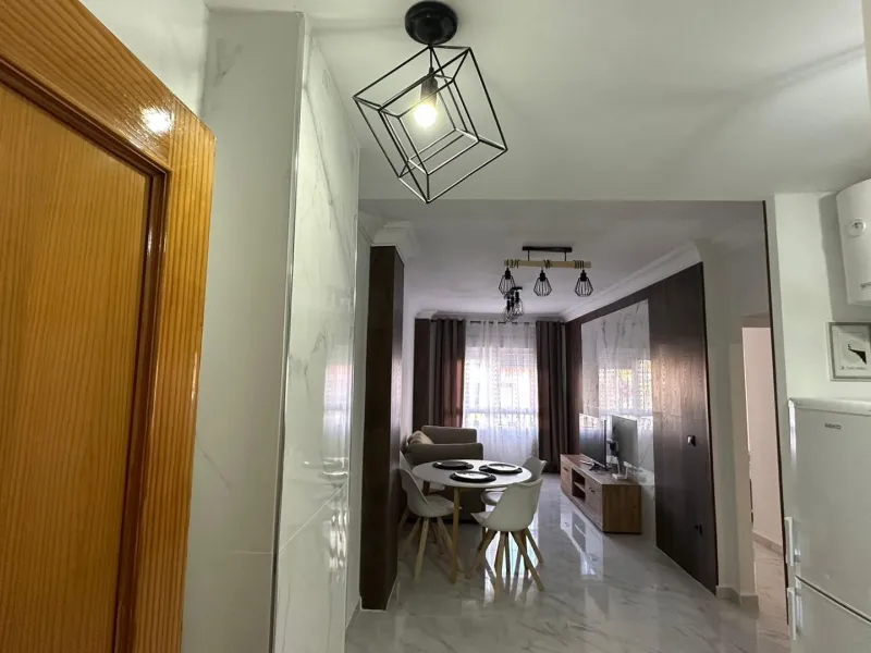 PLANTA BAJA DE 2 HAB Y 1 BAÑO EN EL CENTRO DE TORREVIEJA