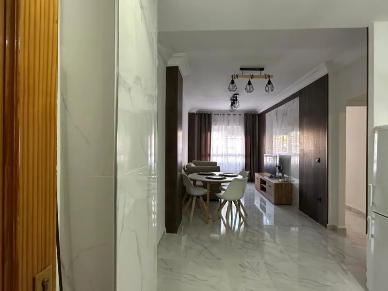 PLANTA BAJA DE 2 HAB Y 1 BAÑO EN EL CENTRO DE TORREVIEJA
