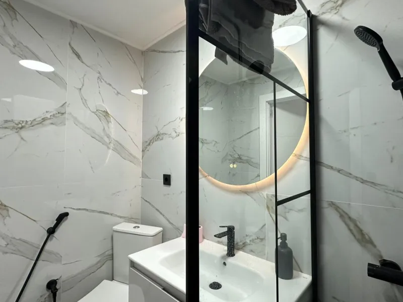 PLANTA BAJA DE 2 HAB Y 1 BAÑO EN EL CENTRO DE TORREVIEJA