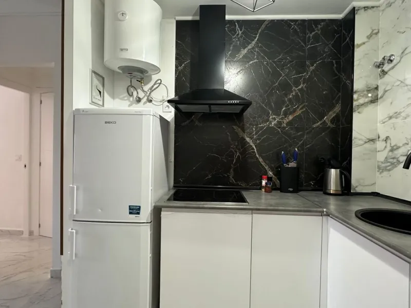 PLANTA BAJA DE 2 HAB Y 1 BAÑO EN EL CENTRO DE TORREVIEJA