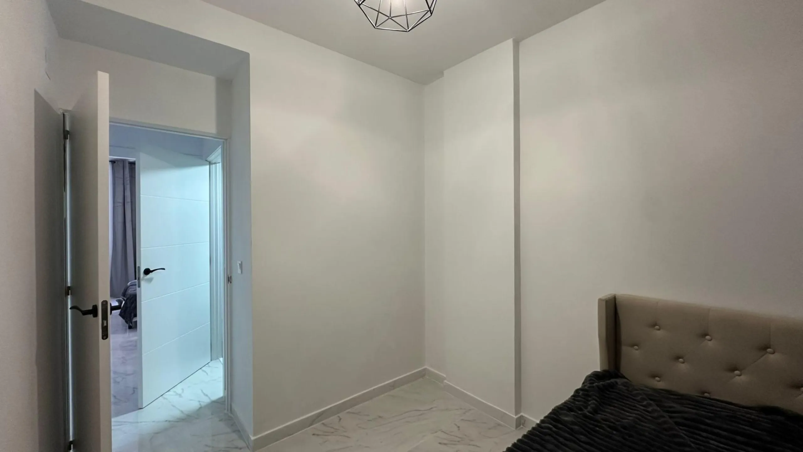 PLANTA BAJA DE 2 HAB Y 1 BAÑO EN EL CENTRO DE TORREVIEJA