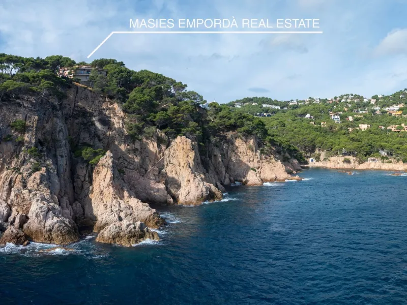 Villa exclusiva en primera línea de mar en Tamariu, Costa Brava