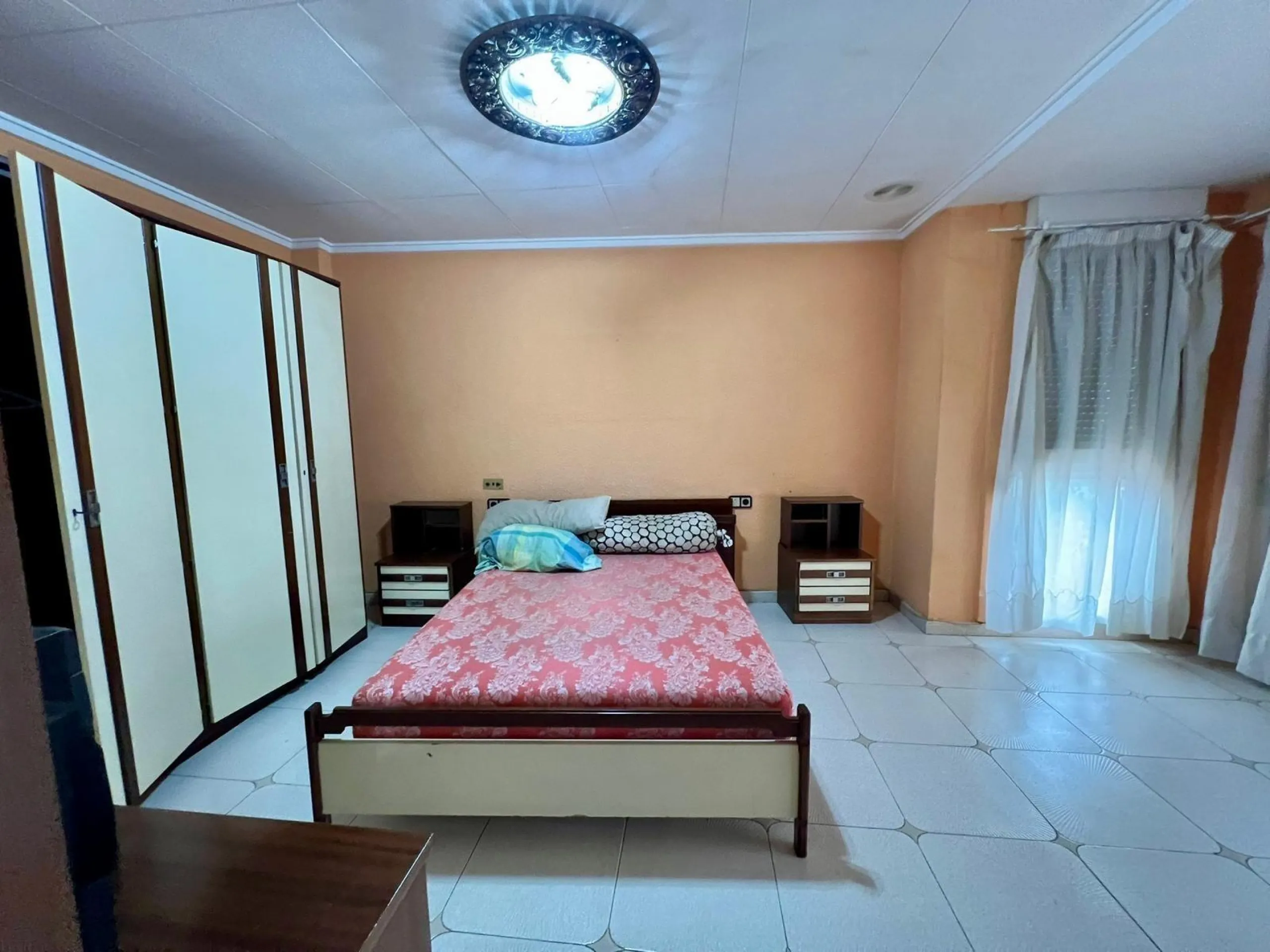 Spacious Apartment for Sale in the Center of Torrevieja