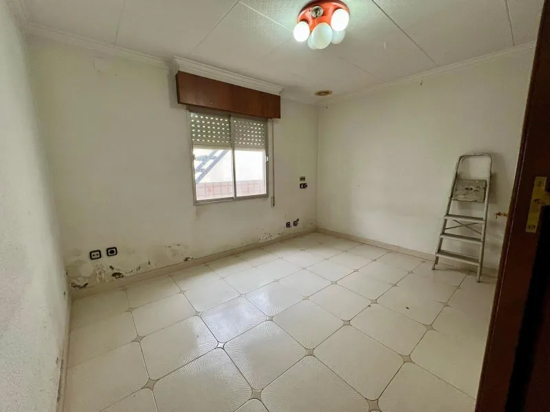 Spacious Apartment for Sale in the Center of Torrevieja