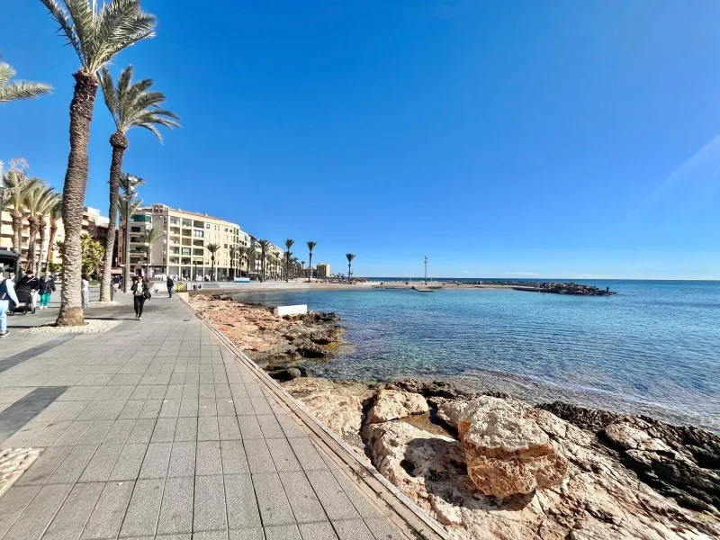 Spacious Apartment for Sale in the Center of Torrevieja