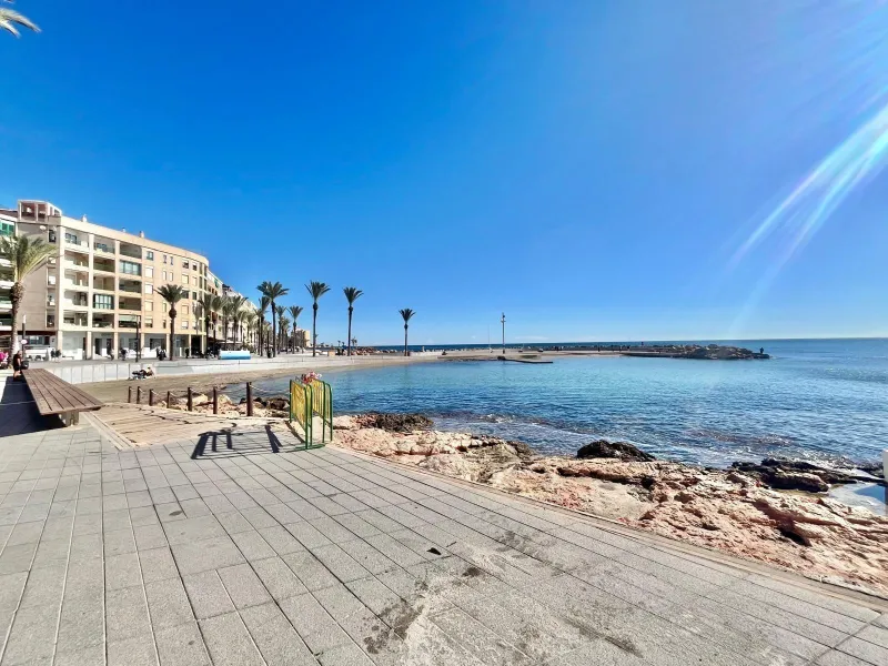 Spacious Apartment for Sale in the Center of Torrevieja