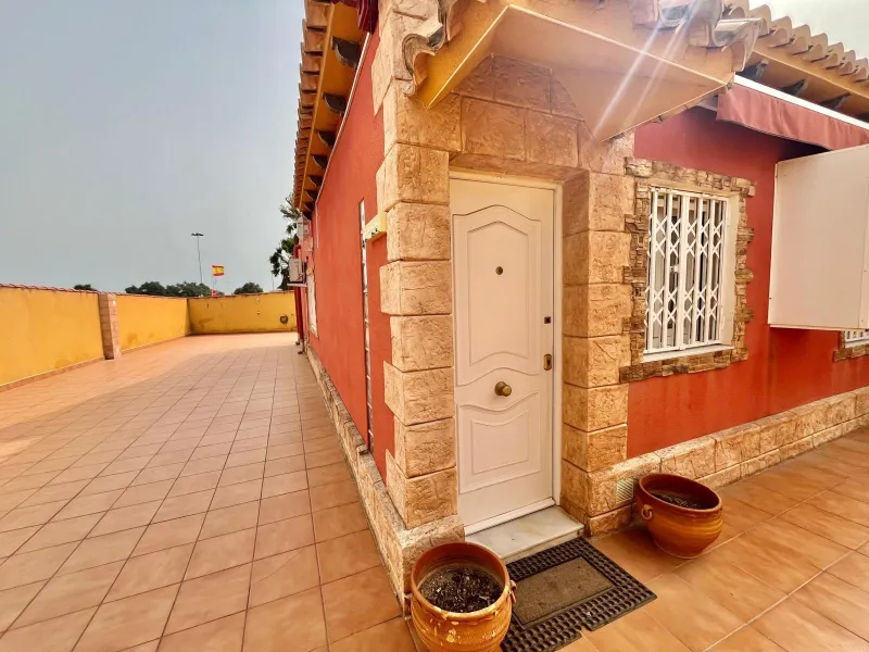 Detached Villa with Large Private Plot in Los Balcones – Torrevieja