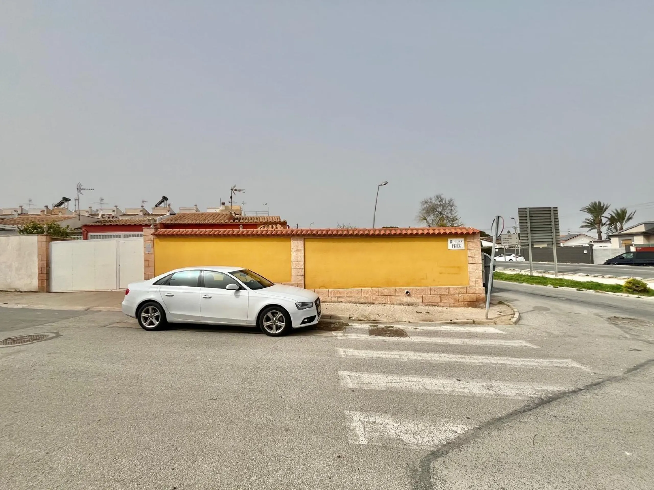 Detached Villa with Large Private Plot in Los Balcones – Torrevieja