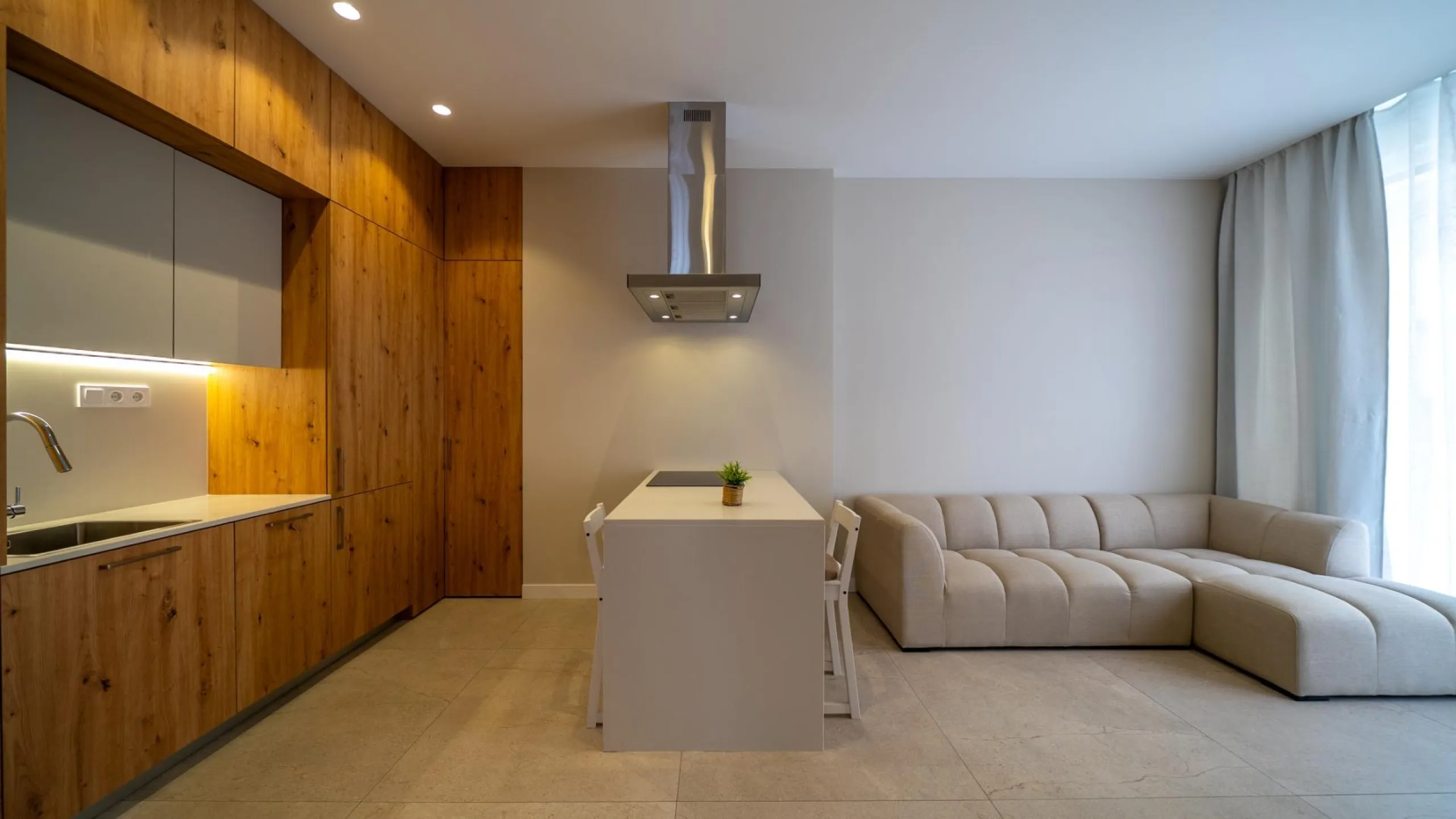 Apartamento moderno en planta baja en Alicante