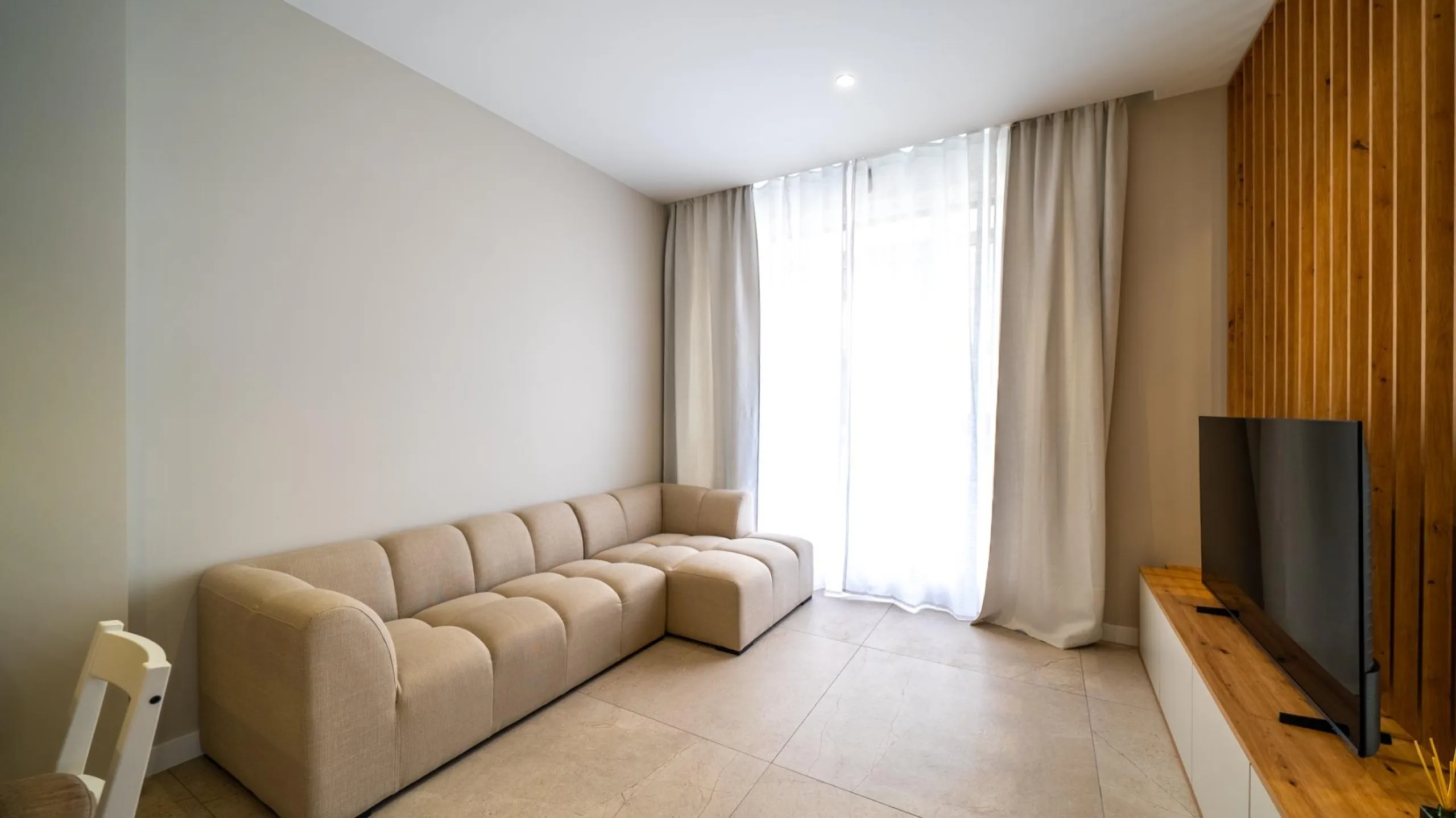 Apartamento moderno en planta baja en Alicante