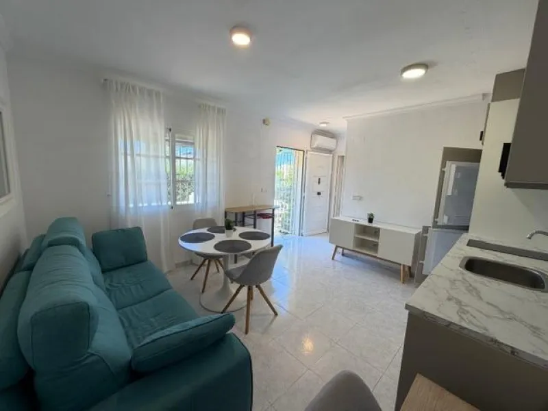 Charming Renovated Bungalow in La Siesta, Torrevieja