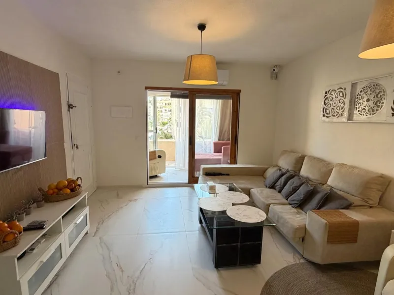 Acogedor apartamento cerca del mar con orientación sur y licencia turística — a solo 500 m de la playa La Mata