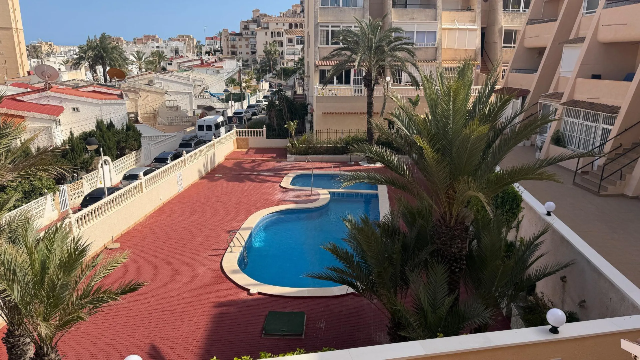 Acogedor apartamento cerca del mar con orientación sur y licencia turística — a solo 500 m de la playa La Mata
