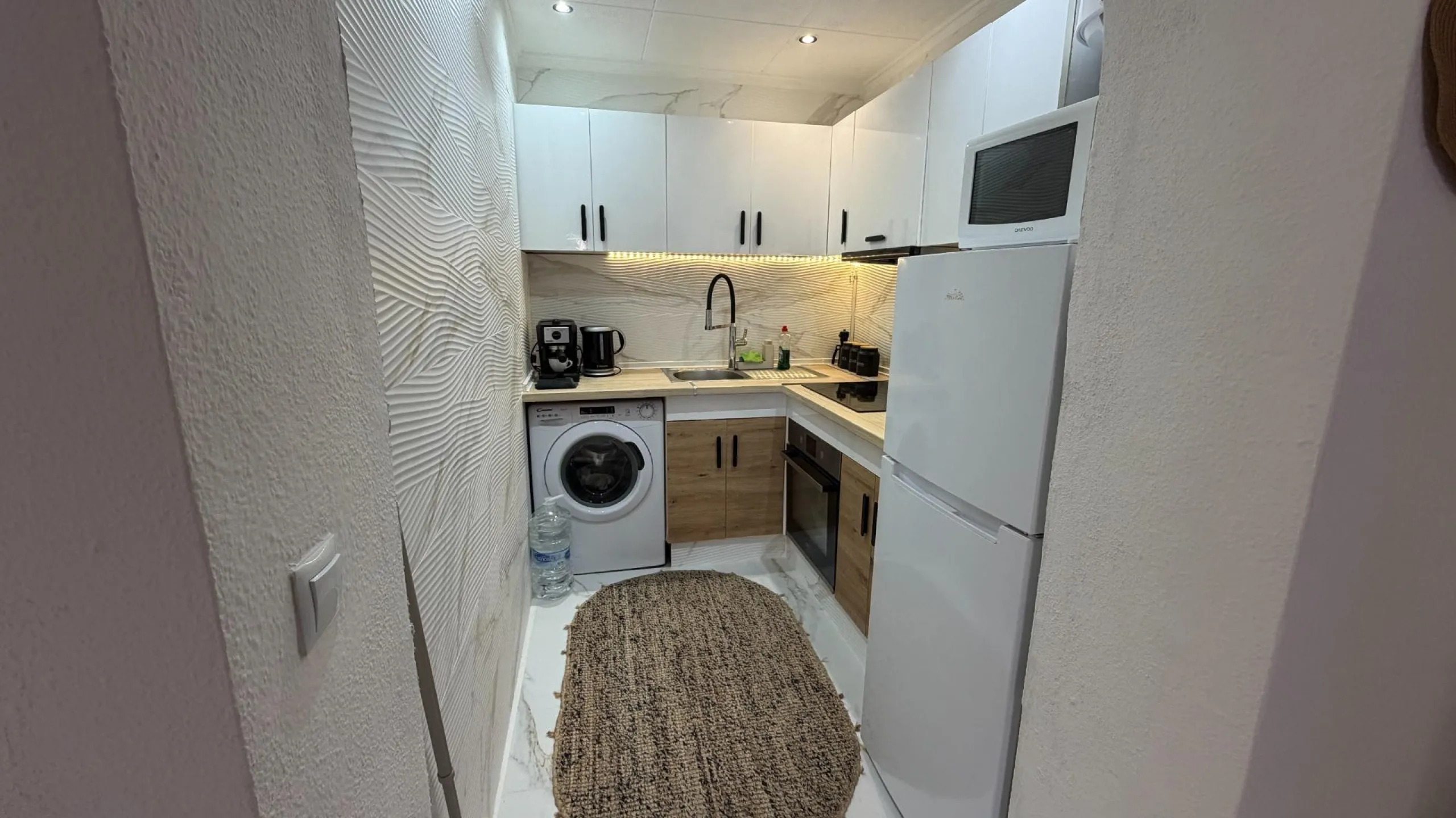 Acogedor apartamento cerca del mar con orientación sur y licencia turística — a solo 500 m de la playa La Mata
