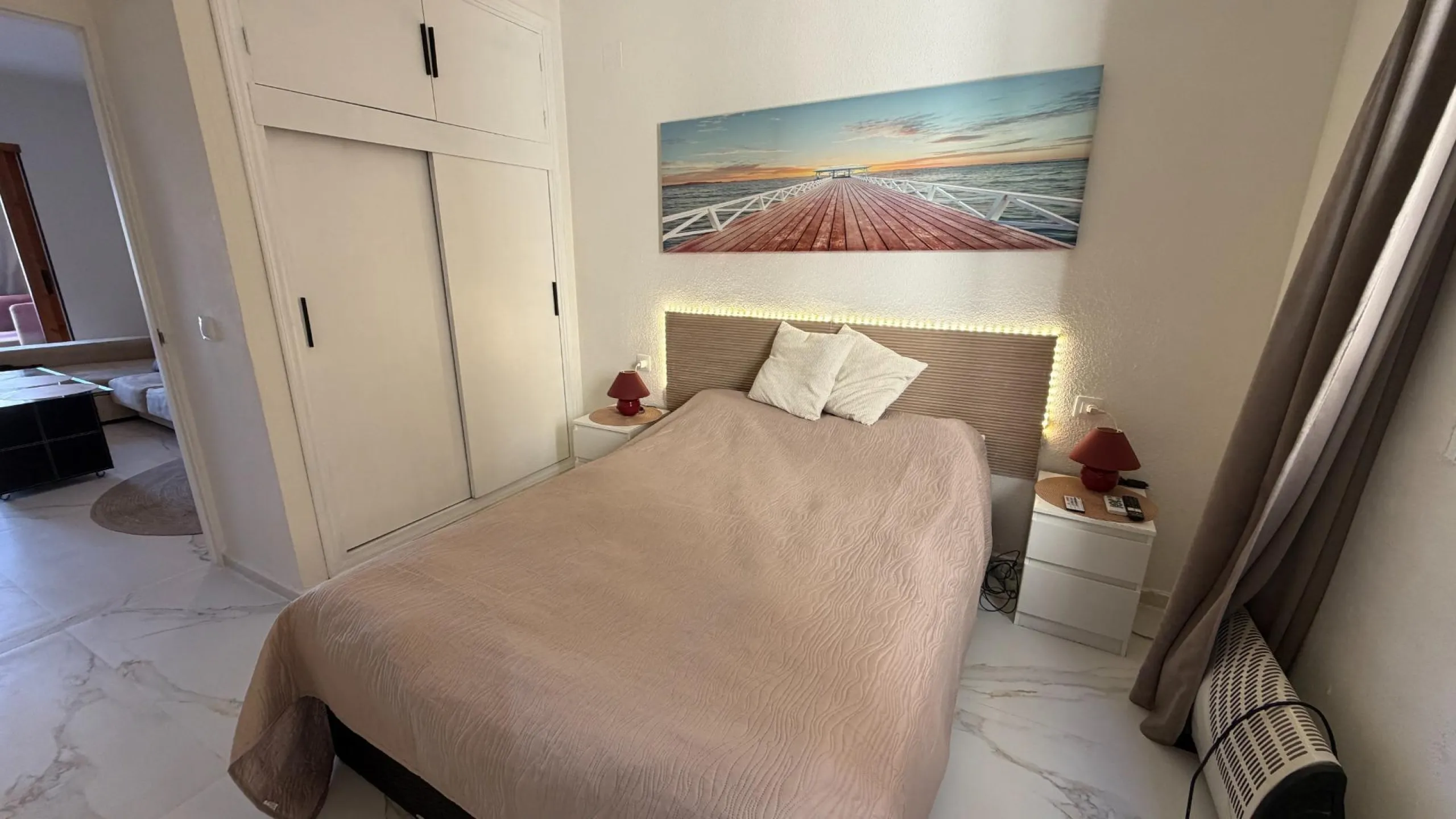 Acogedor apartamento cerca del mar con orientación sur y licencia turística — a solo 500 m de la playa La Mata