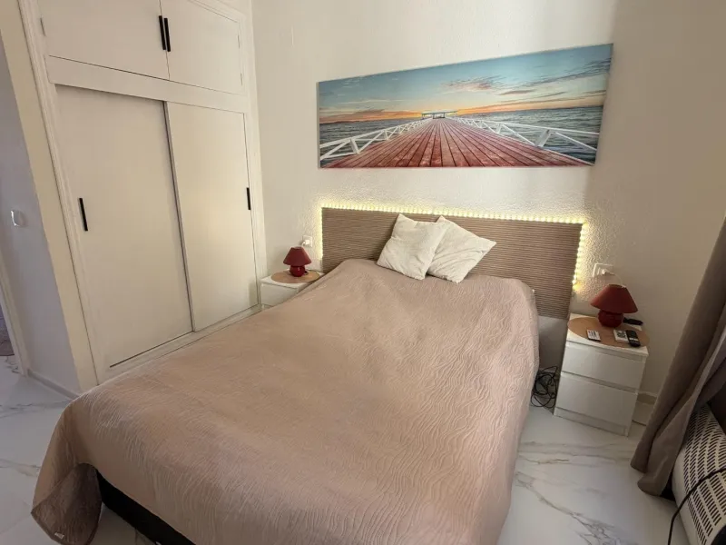 Acogedor apartamento cerca del mar con orientación sur y licencia turística — a solo 500 m de la playa La Mata