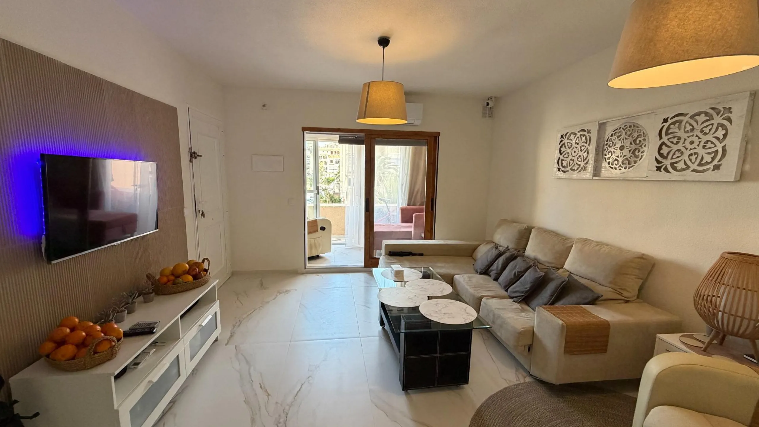 Acogedor apartamento cerca del mar con orientación sur y licencia turística — a solo 500 m de la playa La Mata