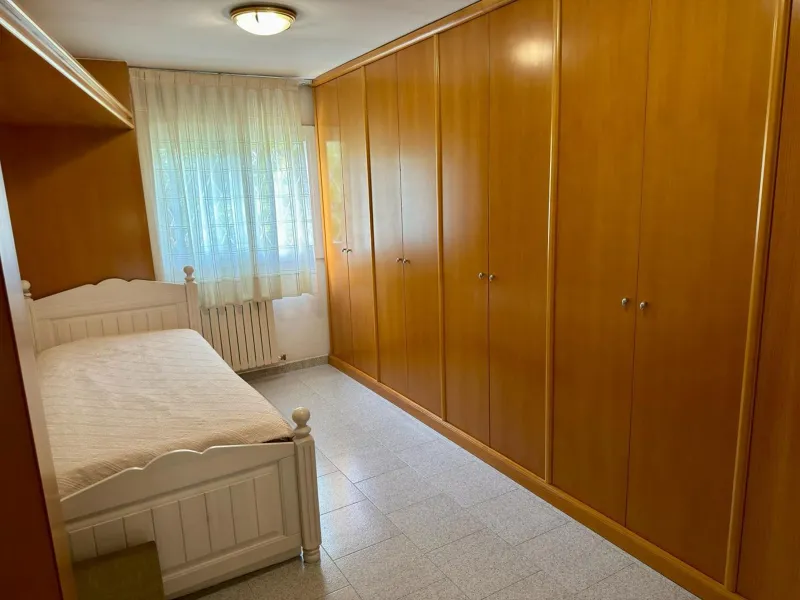 Casa Mediterránea con Jardín y Piscina en Gava Mar, Barcelona