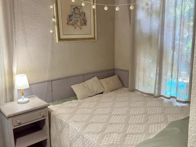 Casa Mediterránea con Jardín y Piscina en Gava Mar, Barcelona