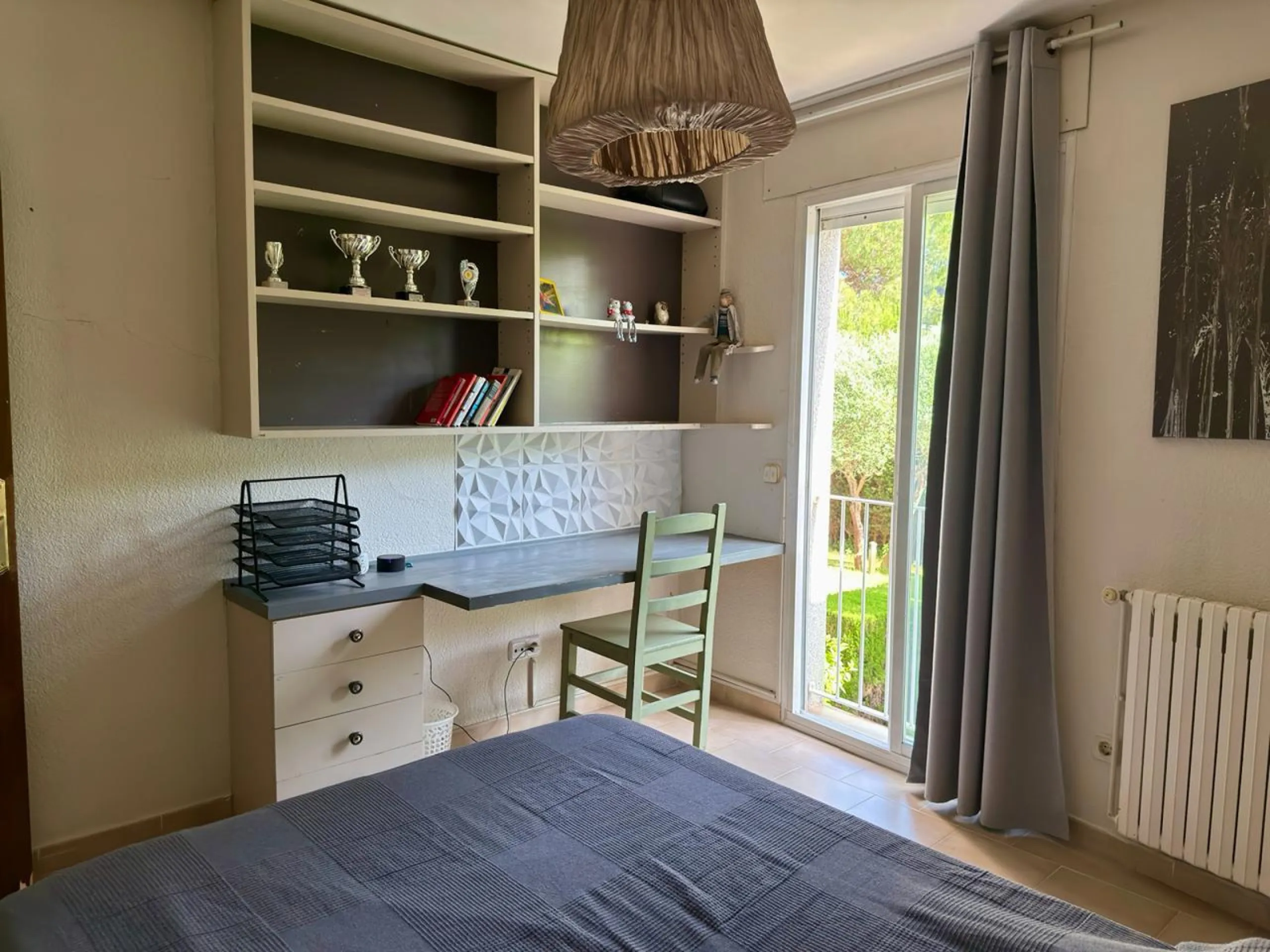 Casa Mediterránea con Jardín y Piscina en Gava Mar, Barcelona