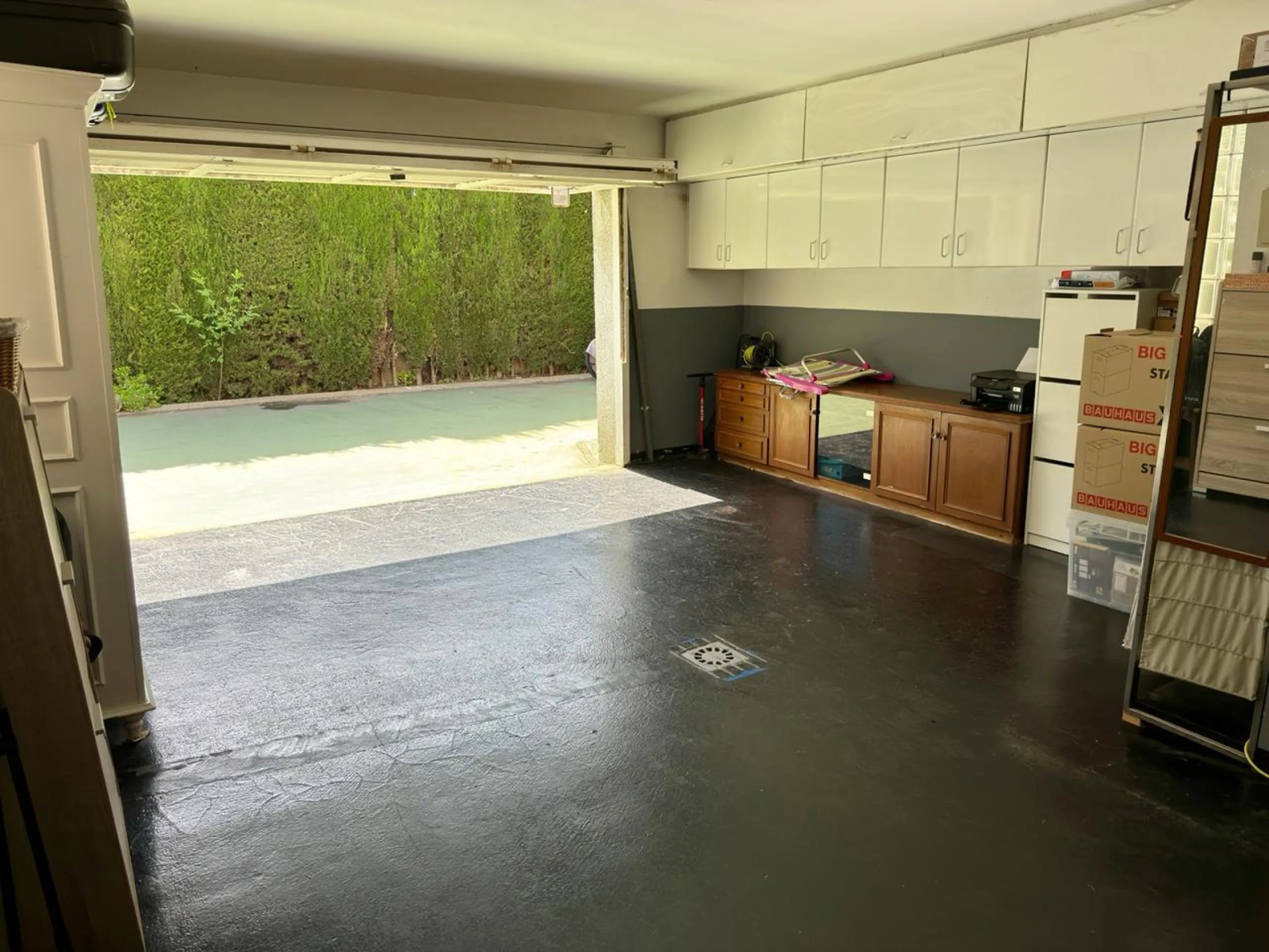 Casa Mediterránea con Jardín y Piscina en Gava Mar, Barcelona