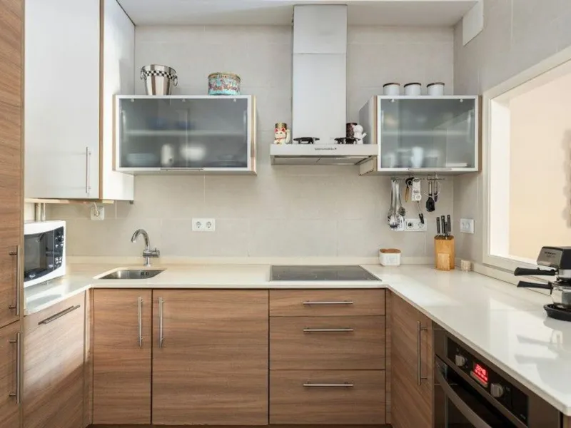 Encantador apartamento con terraza en Sant Antoni, Barcelona
