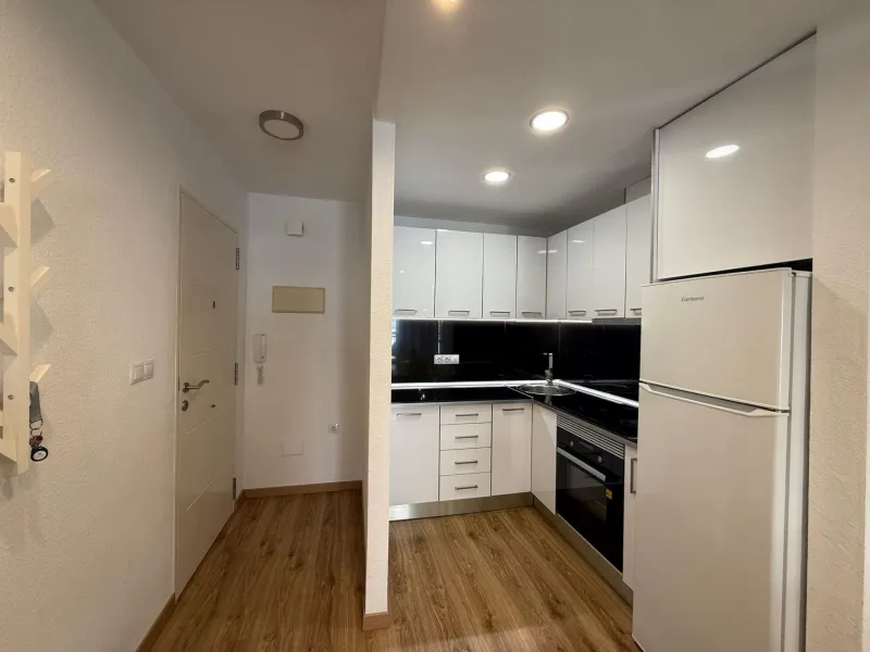 Renovated Apartment Only 200 Meters from Playa del Cura with Pool