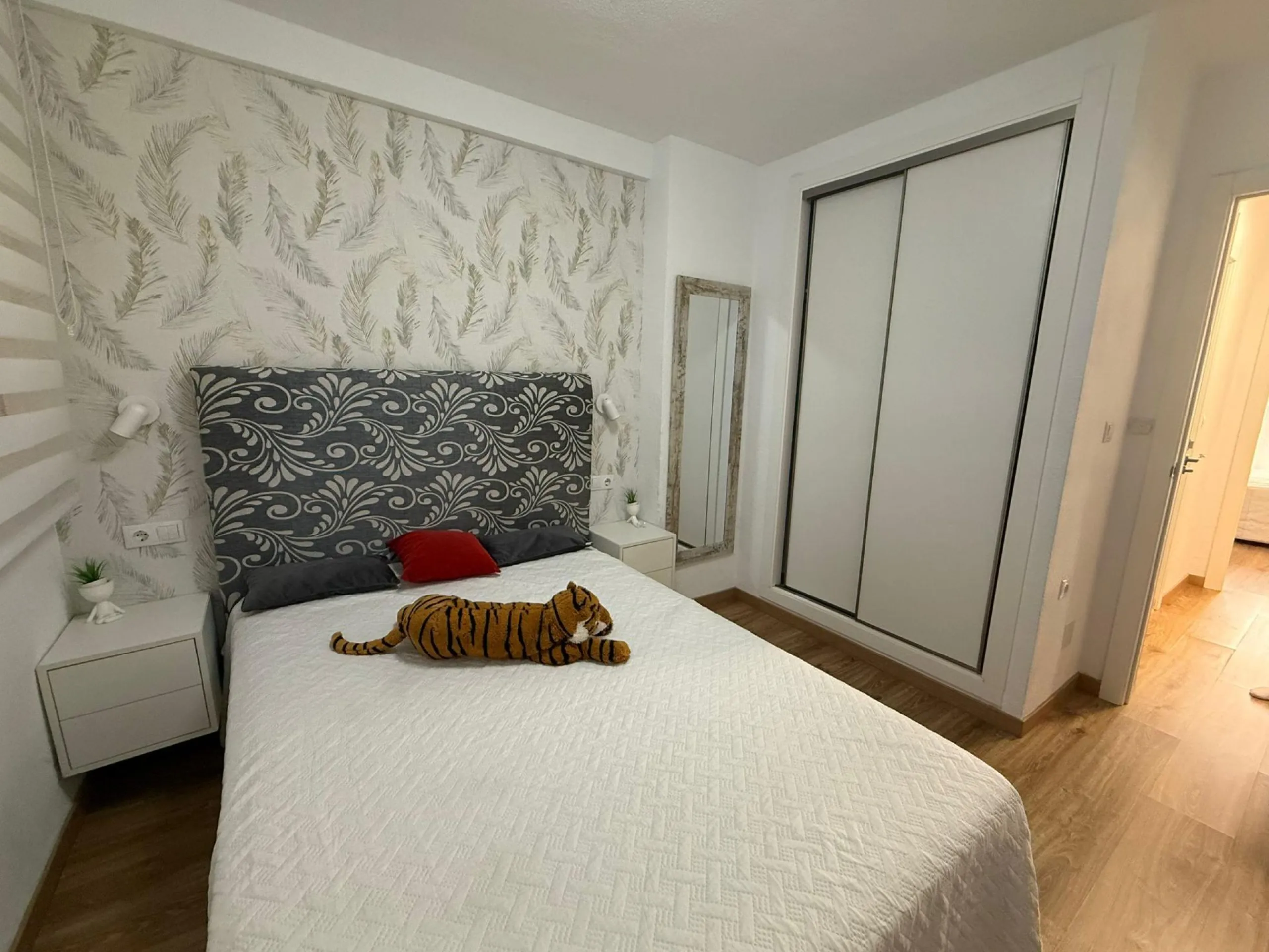 Renovated Apartment Only 200 Meters from Playa del Cura with Pool