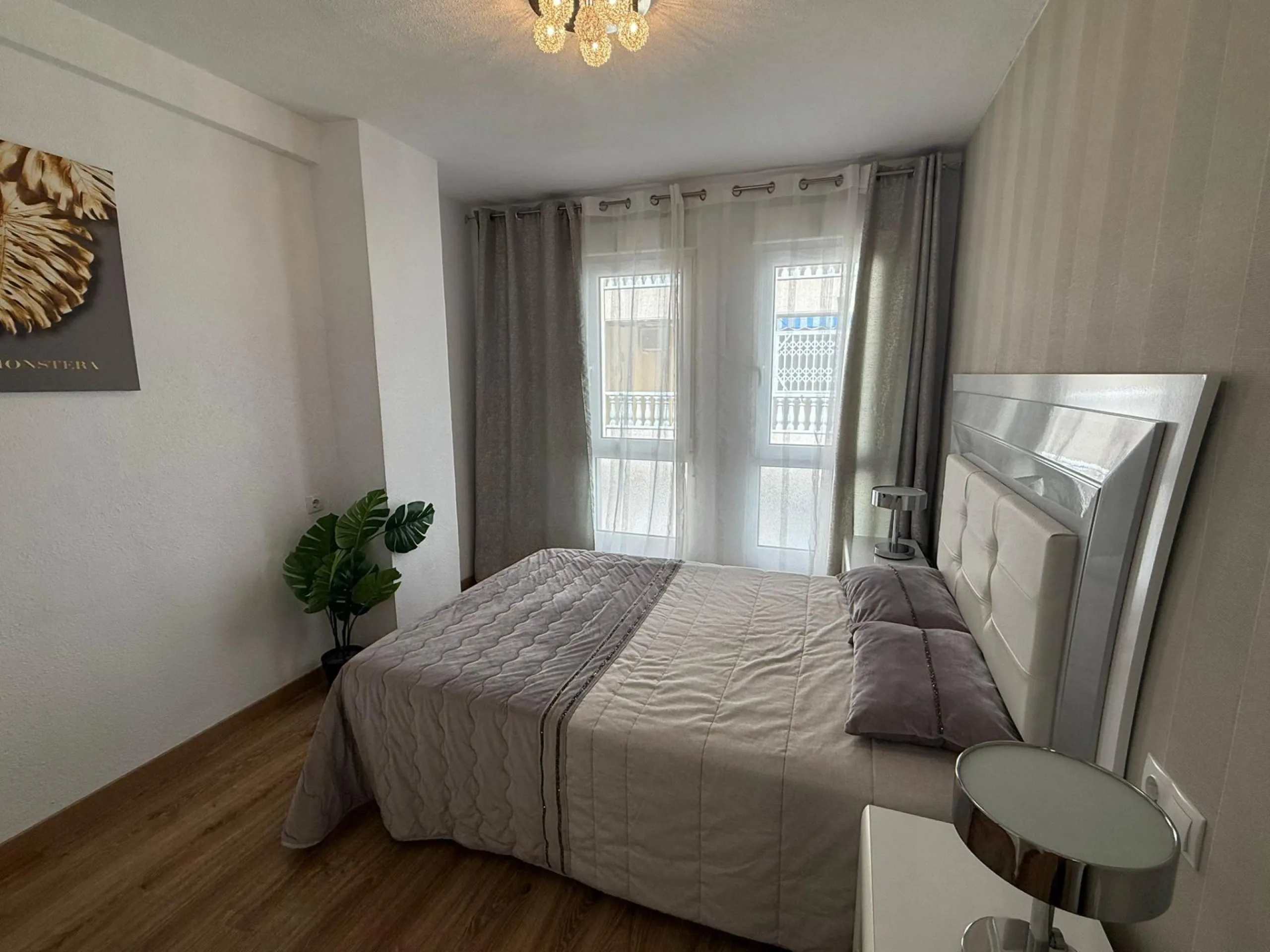 Renovated Apartment Only 200 Meters from Playa del Cura with Pool