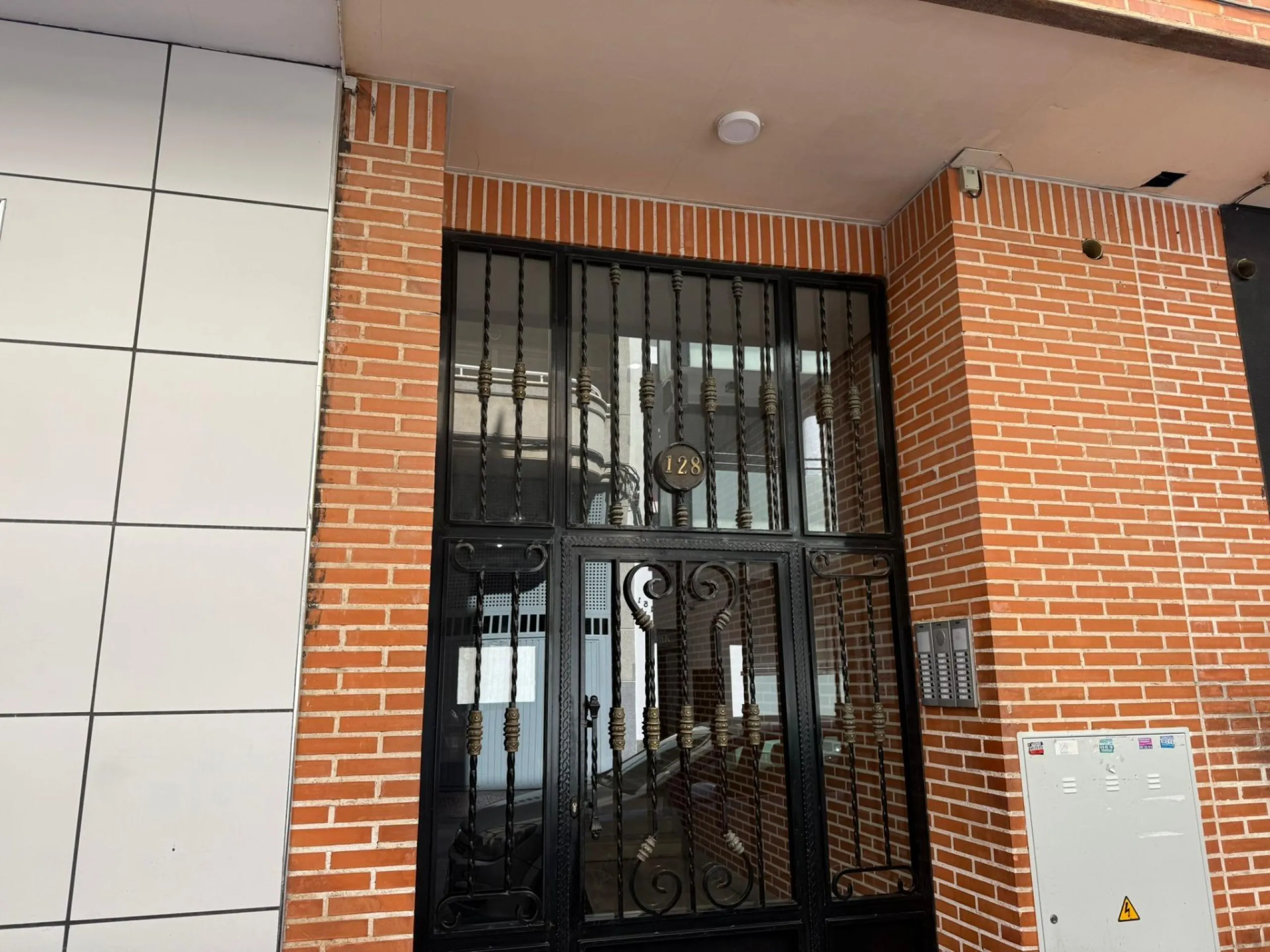 Renovated Apartment Only 200 Meters from Playa del Cura with Pool