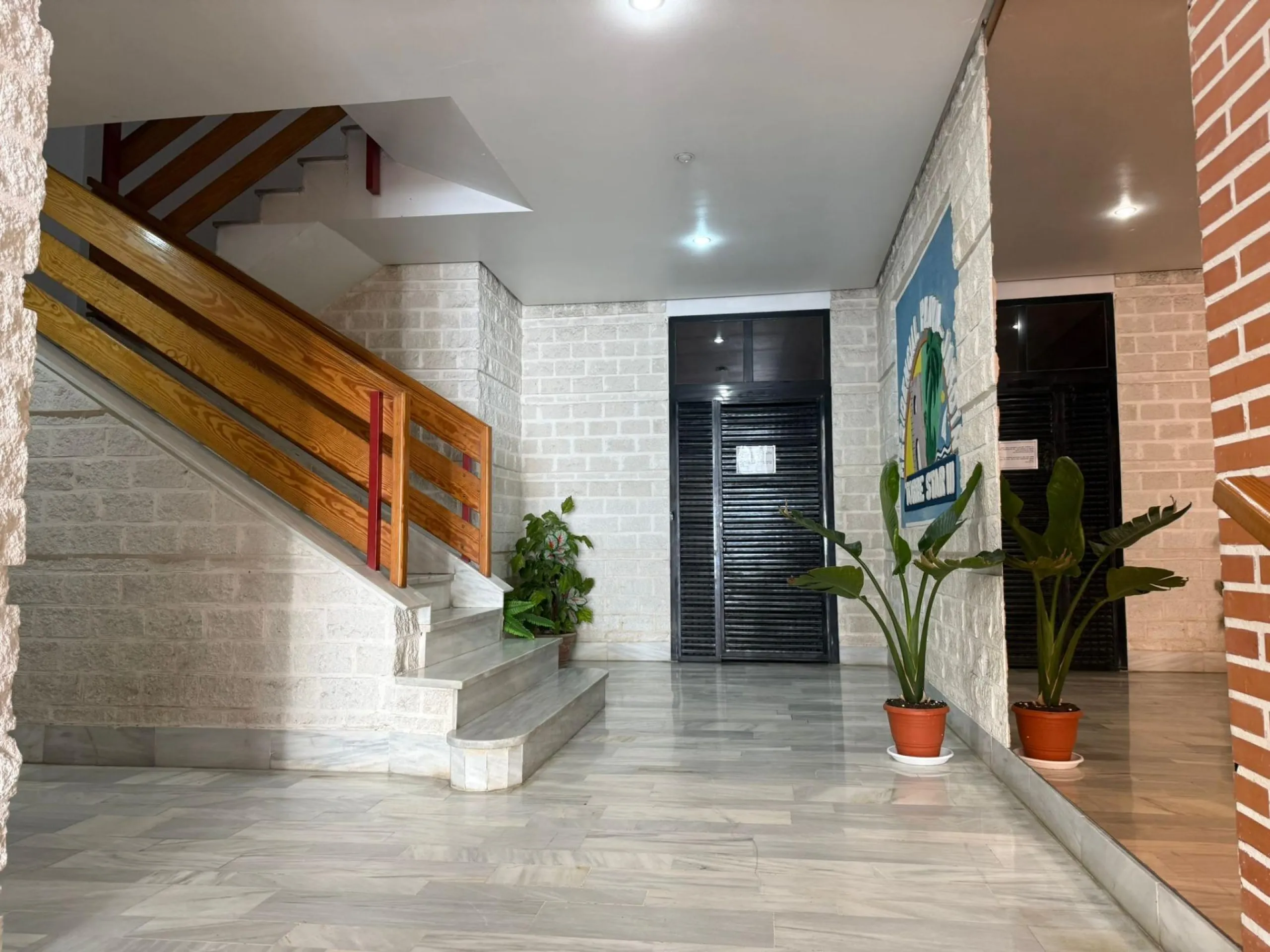 Renovated Apartment Only 200 Meters from Playa del Cura with Pool