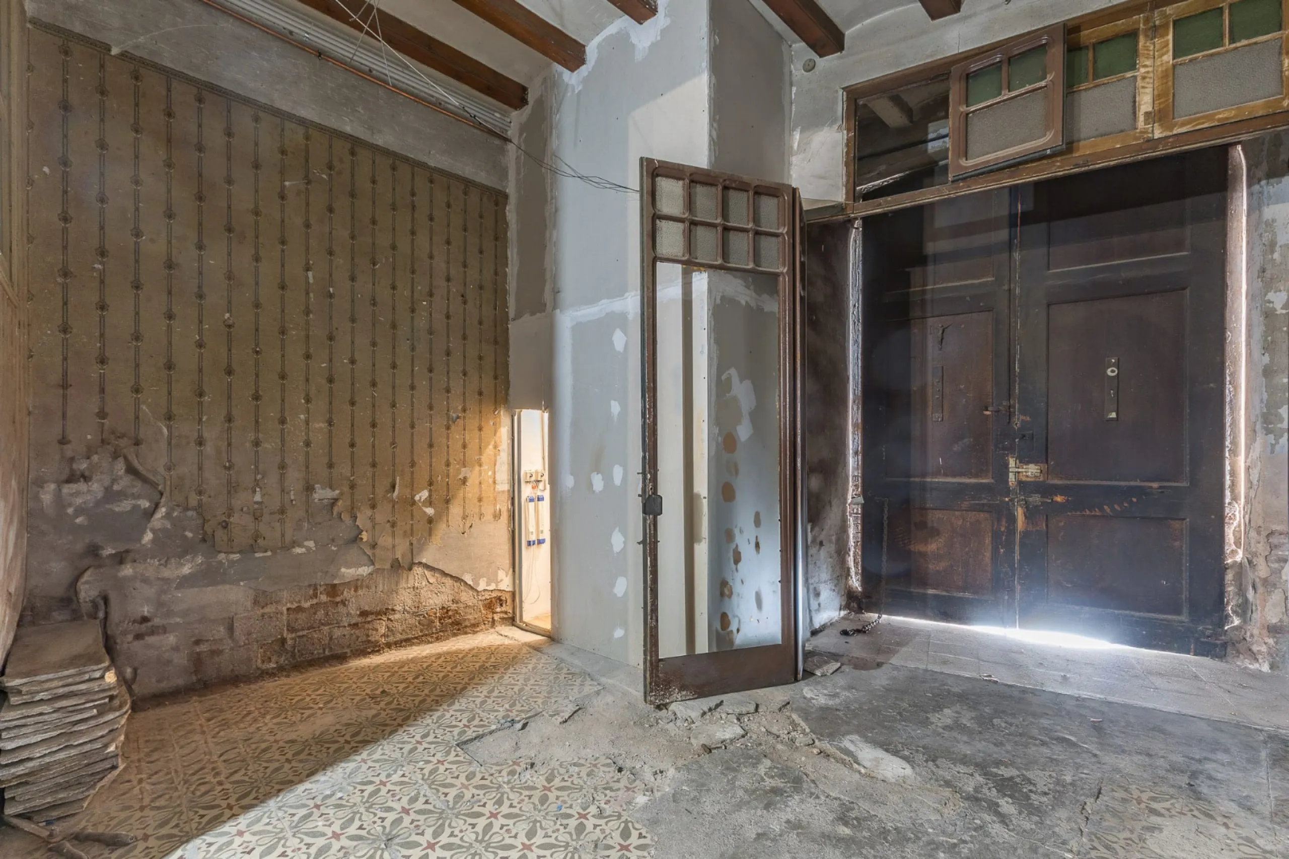 Exclusive Mixed-Use Opportunity Next to L’Illa Diagonal, Barcelona