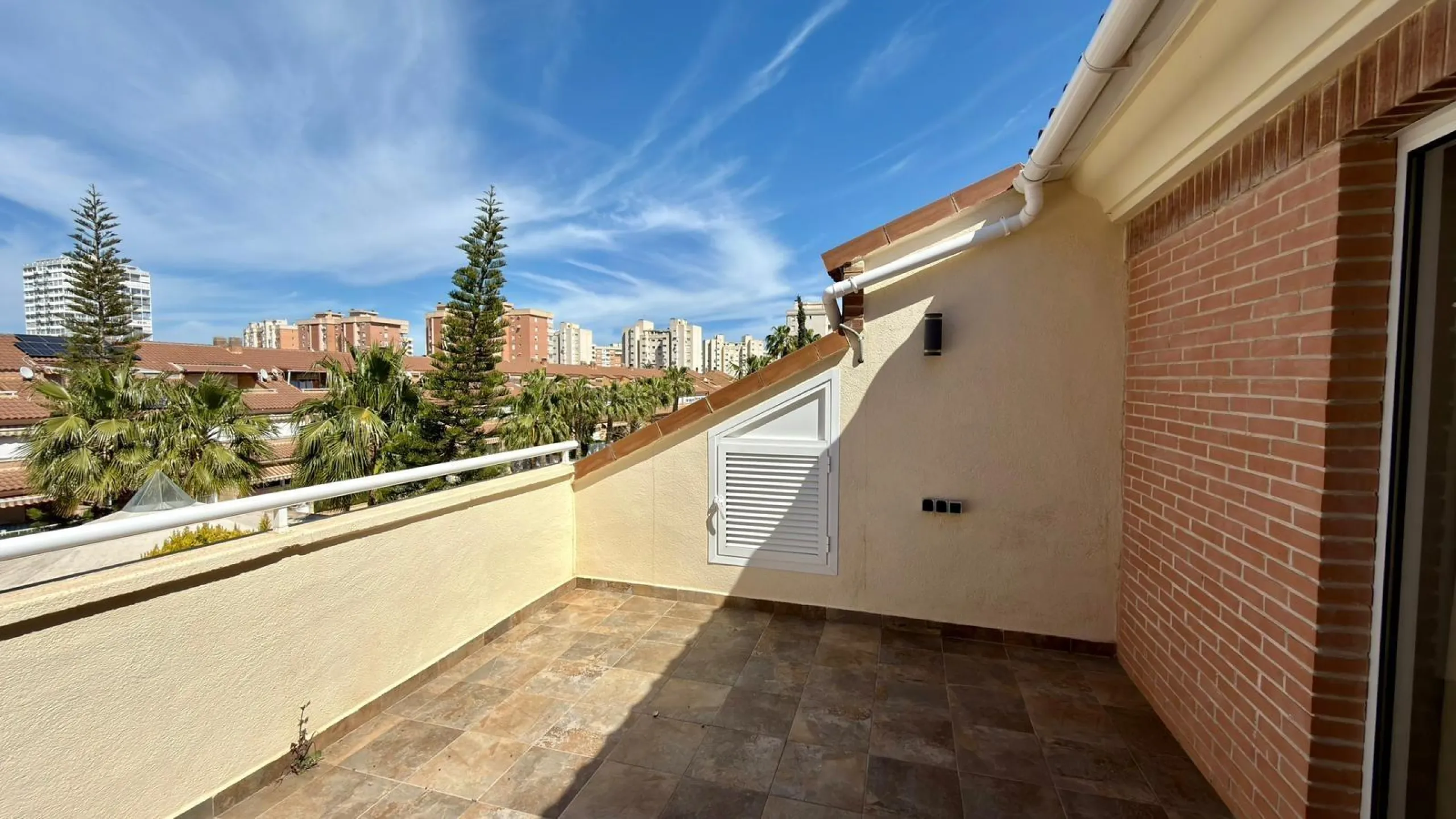 spectacular Bungalow Renovated в Playa de San Juan