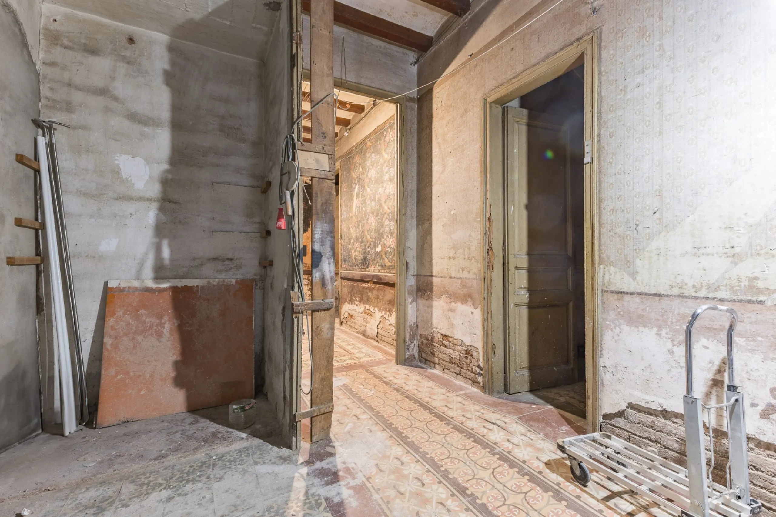 Exclusive Mixed-Use Opportunity Next to L’Illa Diagonal, Barcelona
