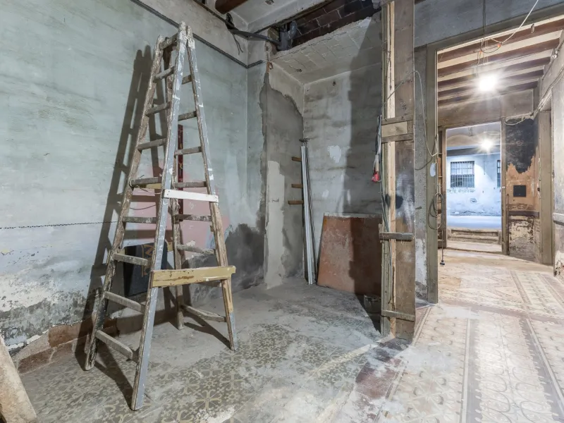 Exclusive Mixed-Use Opportunity Next to L’Illa Diagonal, Barcelona